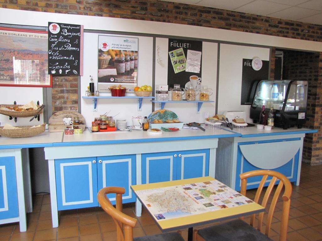Hotel Bosquet Pau Centre - Self Check In Budget Hotel Restaurant photo