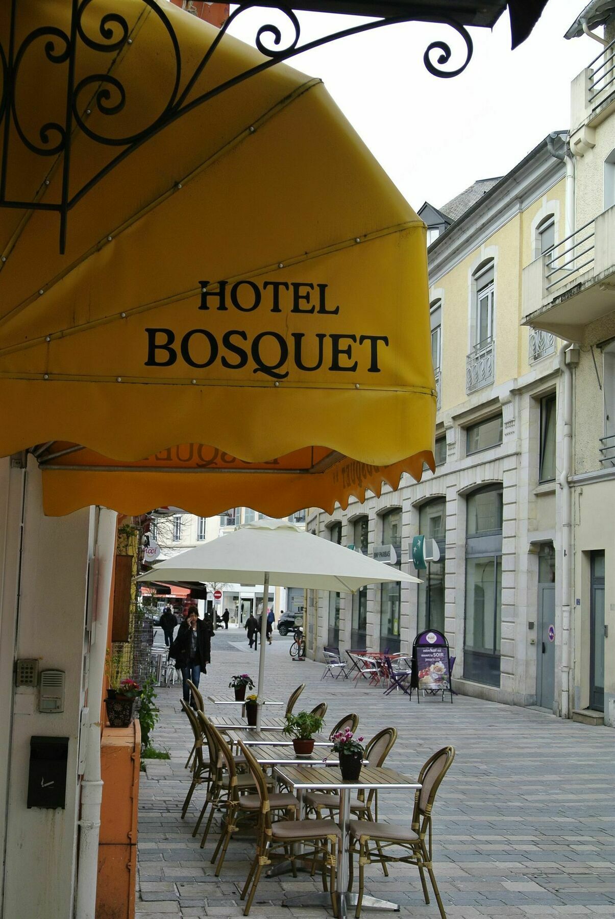 Hotel Bosquet Pau Centre - Self Check In Budget Hotel Exterior photo